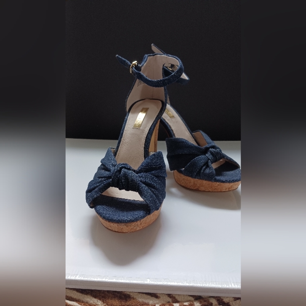 Louise et' Cie size 7.5, Dark Denim cork heeled sandal